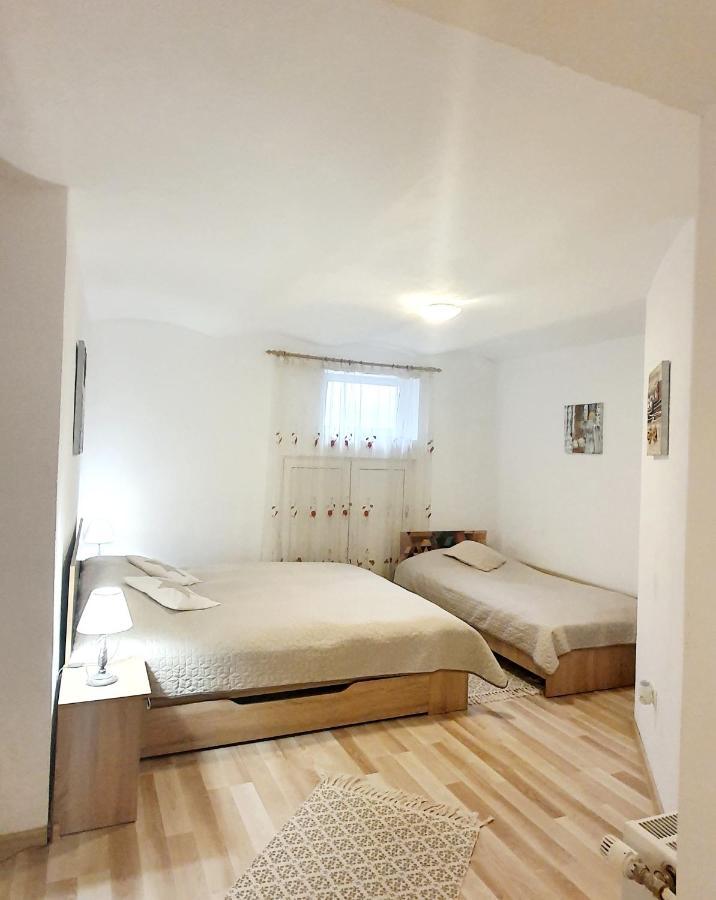 Appartamento Castelului 1 Braşov Esterno foto